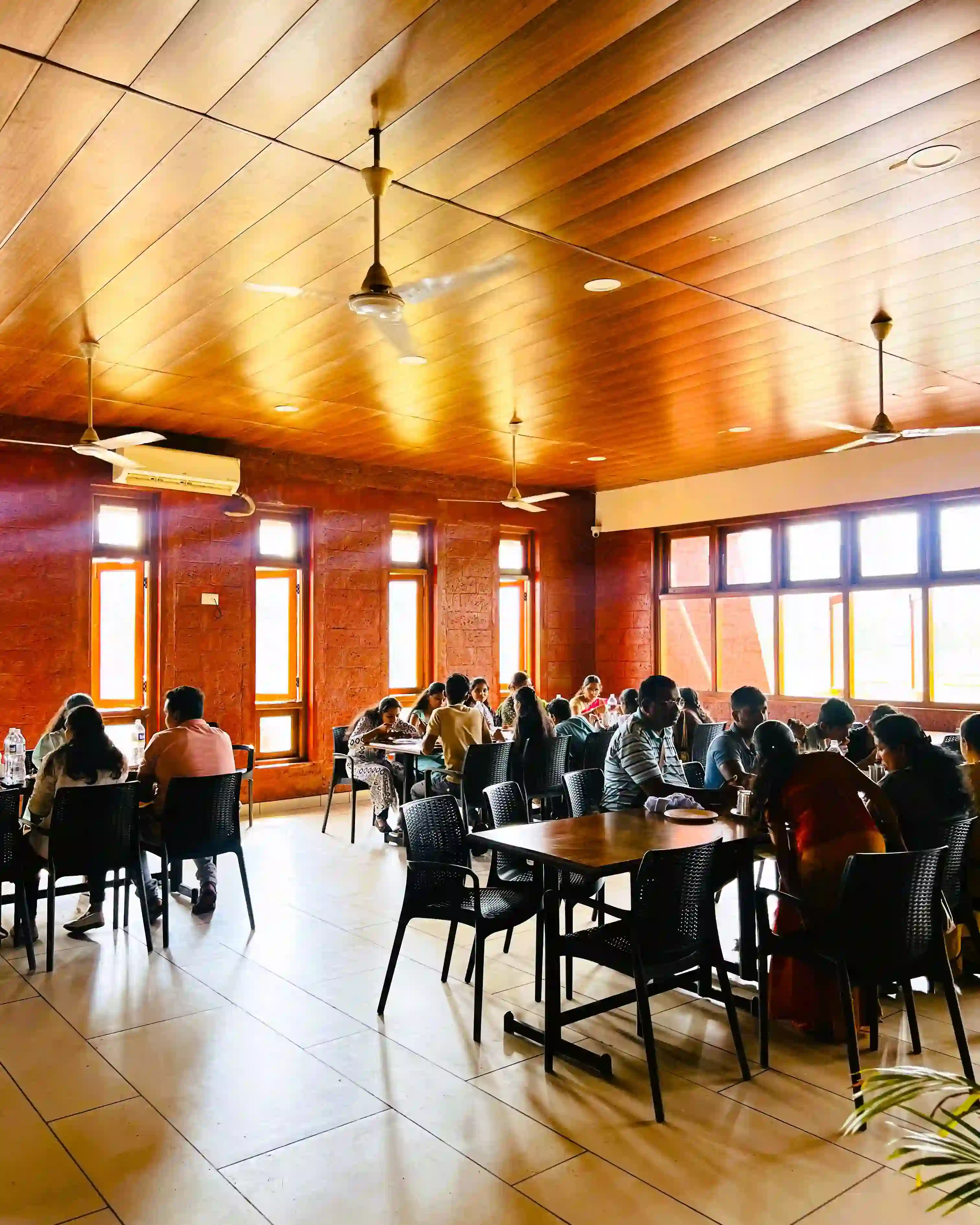 Hotel Shelar Dhaba AC-Non AC